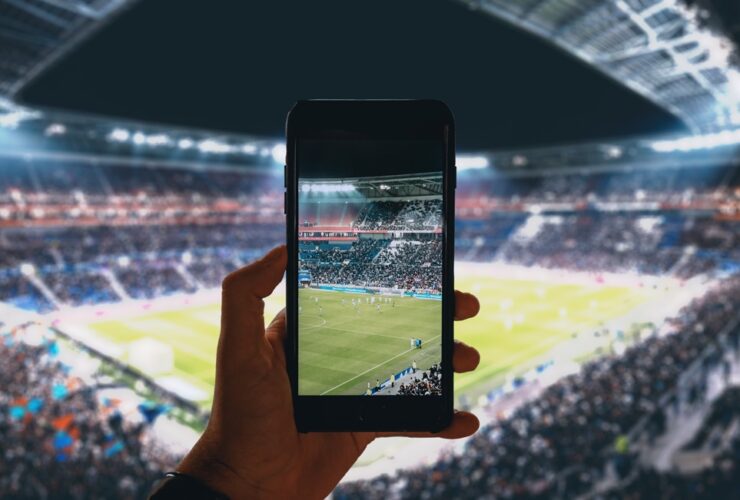 Is social media use in sports broadcasting only detrimental?